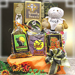 Boo Bear and Treats Gift Basket Boo Bear and Treats Gift Basket