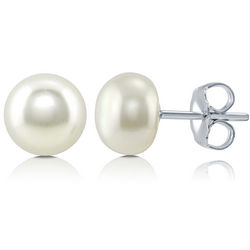 Sterling Silver Stud Earrings with Round Cream Freshwater Pearl