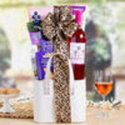 Windwhistle Red Moscato Gift Basket