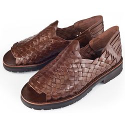 Men's Huarache Shoes in Ranchero Brown