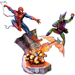 Spiderman vs Green Goblin Battle Atop Brooklyn Sculpture