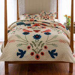 Full or Queen Ansley Folk Art Quilt Set in Cream