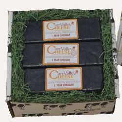 Wisconsin Aged Cheddar Cheese Gift Box