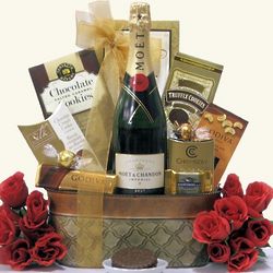 Sparkly and Sweet Valentine Wishes Gift Basket