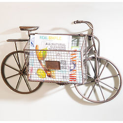 Bicycle with Storage Basket Wall Decor