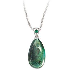 Nature's Treasure Emerald Pendant Necklace