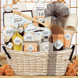 Cru de Provence Spa Essentials Gift Basket