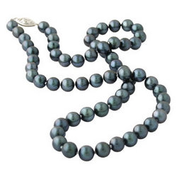 Natural Black Freshwater Round Pearl Necklace in 14K White Gold