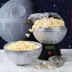 Star Wars Rogue One Death Star Hot Air Popcorn Maker and Popcorn