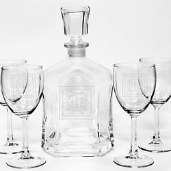 Personalized Capitol Liquor Decanter & 2 Stemmed Wine Glasses
