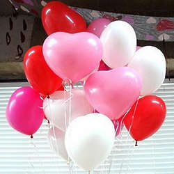 50 Heart-Shaped Latex Balloons