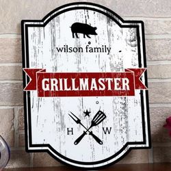 Grillmaster Crest Personalized Wood Sign
