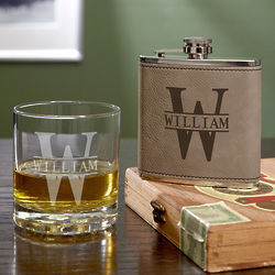 Personalized Oakmont Glass and Gravelstone Hip Flask