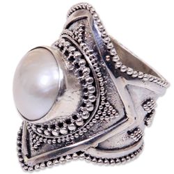 Cotton Flower Cultured Mabe Pearl Cocktail Ring