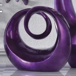 Short Purple Loop Sculpture