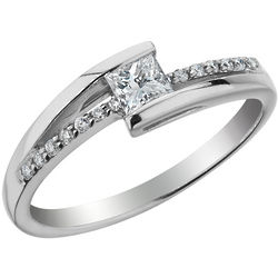 Princess Cut Diamond Engagement Ring in 14k White Gold