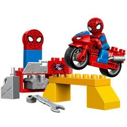 Lego Spider-Man Web-Bike Workshop Lit
