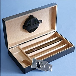 Personalized Leather Travel Humidor with Cigar Cutter