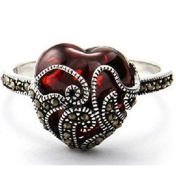 Vintage Style Garnet Glass Heart Sterling Silver Marcasite Ring