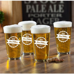 Personalized Pub Glass Set with Bottle Top Design