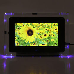 7-Inch Digital Picture Frame with MP4 Player