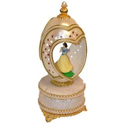 Snow White Musical Goose Egg with Detailed Bead Work
