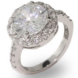 Stunning Round Brilliant Cut CZ Engagement Ring