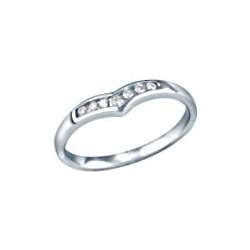 14kt White Gold Chevron Diamond Anniversary Ring