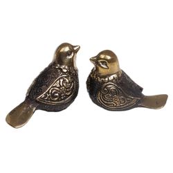 2 Friendly Pigeon Bronze Figurines
