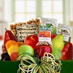 Classic Pairing Fruit and Snacks Gift Box