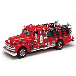 Seagrave Model 750 1958 Fire Engine Diecast Truck
