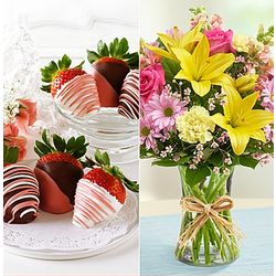 Two Days of Smiles for Mom Strawberries and Bouquet Gift
