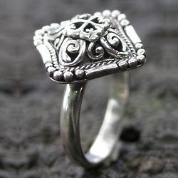 Talisman Floral Sterling Silver Cocktail Ring