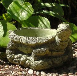 Small Vintage Smiling Turtle Flowerpot