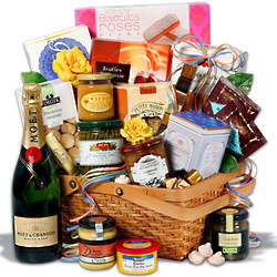Champagne and Gourmet Snacks Gift Basket
