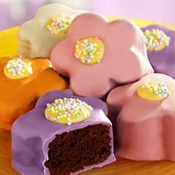 Brownie Blooms Flower Shaped Mini Cakes