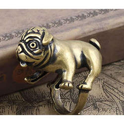 Pug it Out Doggie Ring