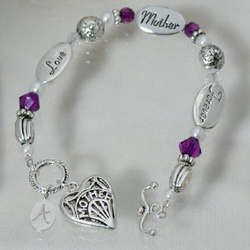 Engraved Mother Heart Bracelet