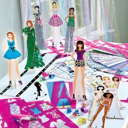 Project Runway Models to the Runway Fashion Design Kit