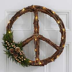18" Peace on Earth Wreath with Lights