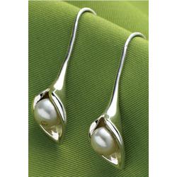 Calla Lilly Earrings with Pearls