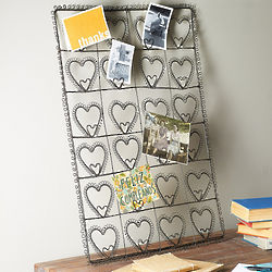 Wire 24 Heart Photo and Card Holder