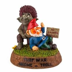 Gnome vs Troll Garden Statue