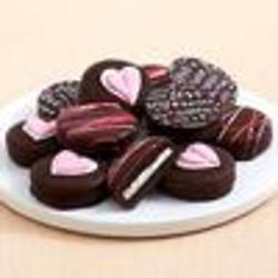 12 Dark Chocolate-Covered Valentine's Oreo Cookies