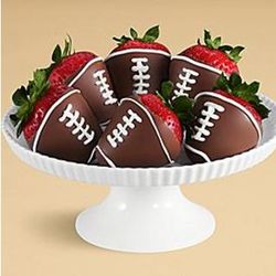 6 Football Chocolate Dipped Berries