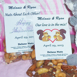 Personalized Deluxe Nut Favors