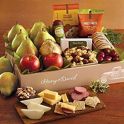 Fruit and Snack Bear Creek Gift Box