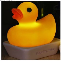 Rubber Ducky LED Bathlight