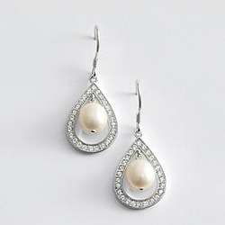 Bridemaids Topaz and Freswater Pearl Earrings